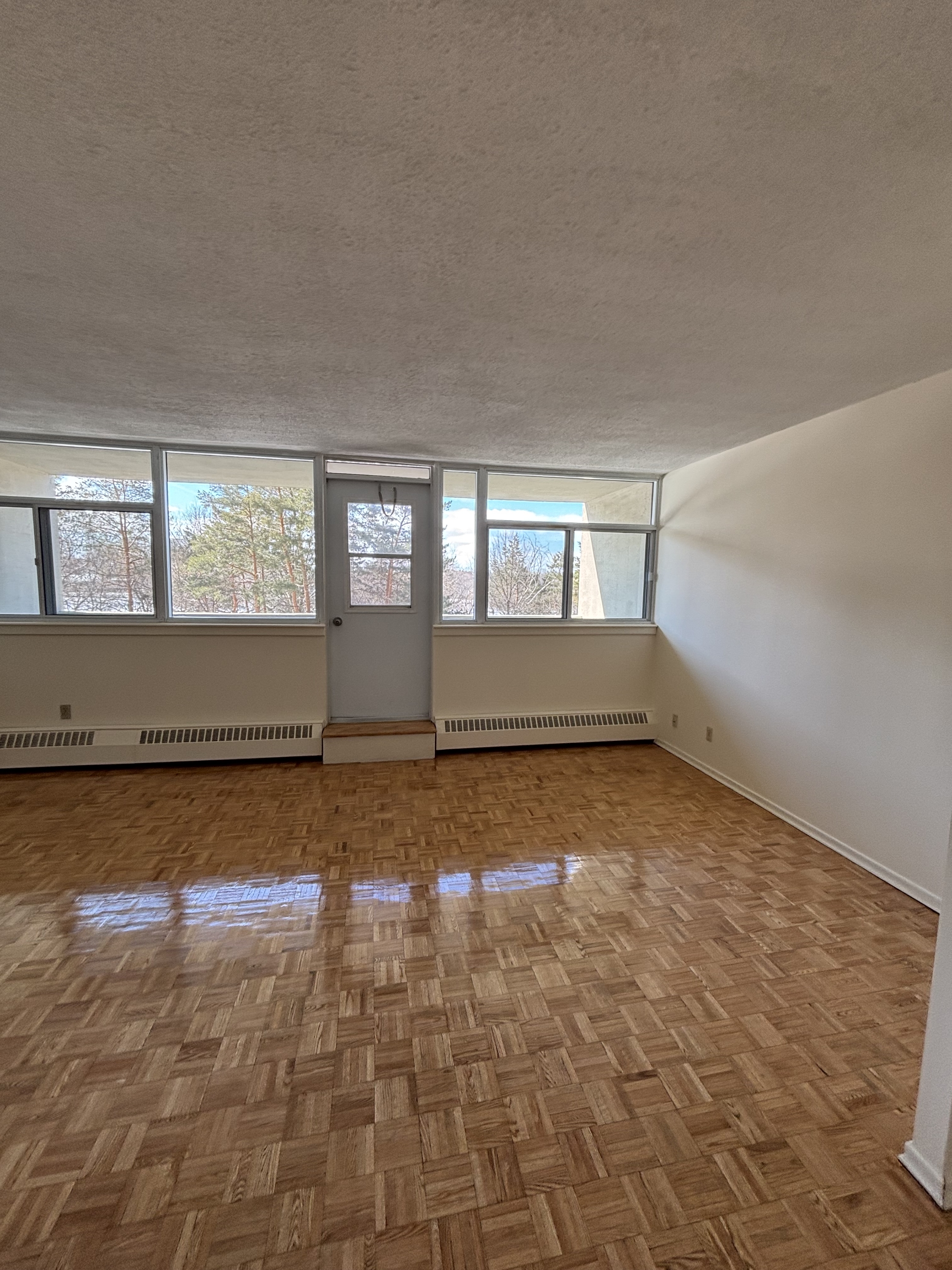 70 MCEWEN AVE, APT. 308