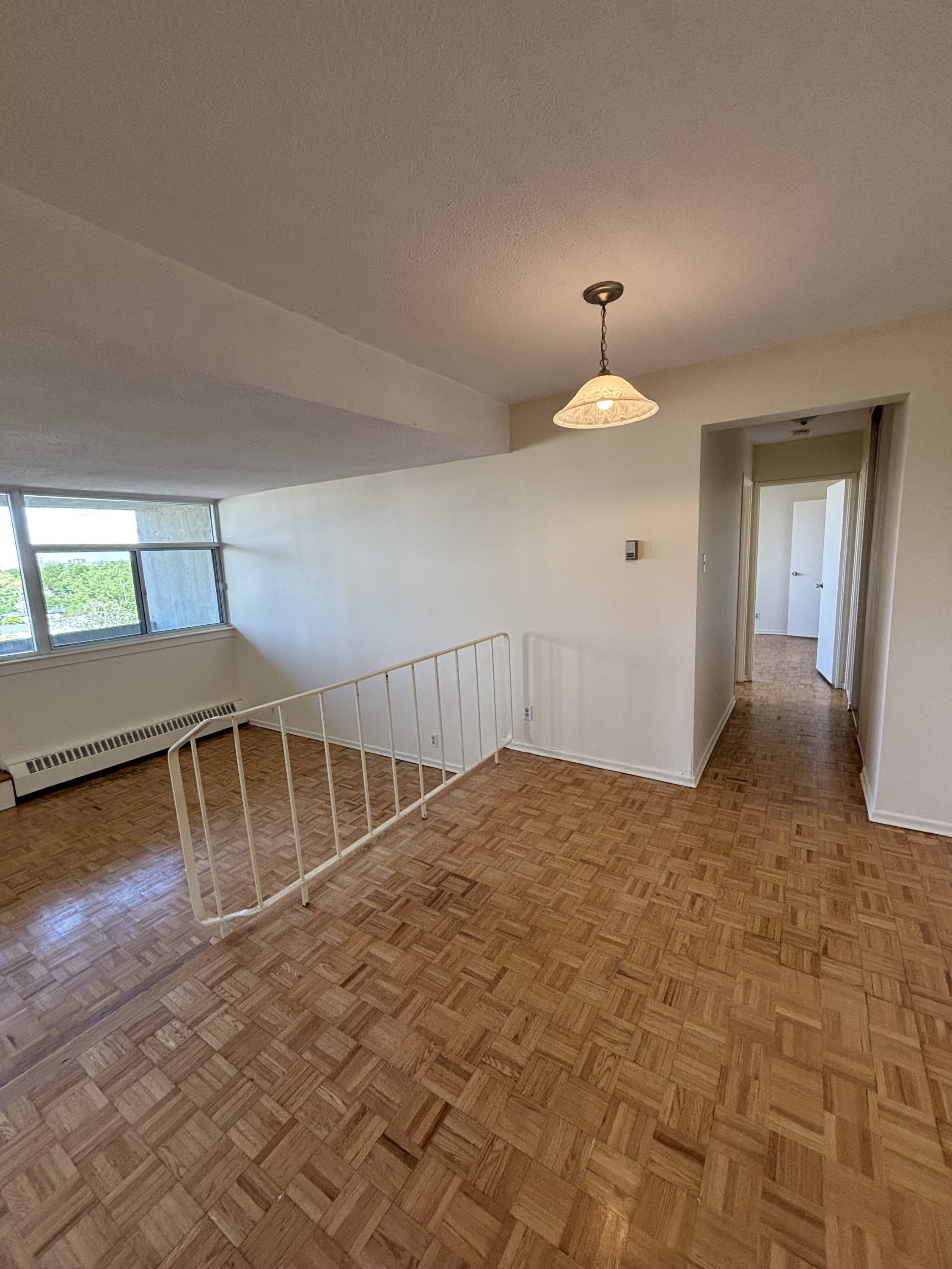 70 MCEWEN AVE, APT. 1106